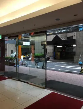 ヒューリック銀座ウォールビルの外観