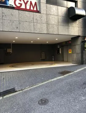 マイスクエアビルの外観