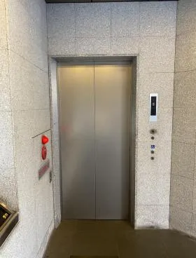 ラウンドクロス銀座2丁目の外観