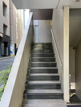 ラウンドクロス銀座2丁目の外観