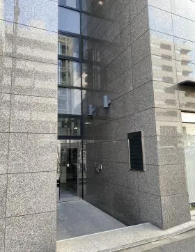 麻布KFビルの外観
