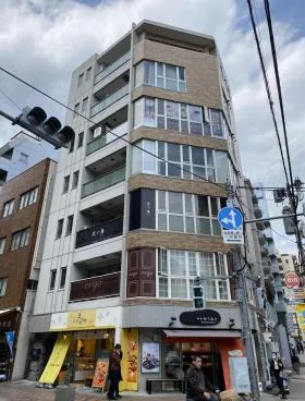 酒井ビルの外観