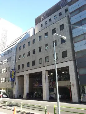 松岡銀七ビルの外観