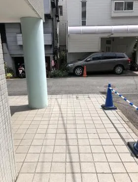 クリーデンス麻布台ビルの外観