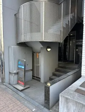 第6協栄ビルの外観
