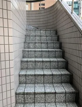 岩本ビルの外観