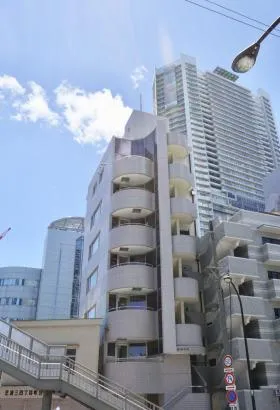 岩本ビルの外観