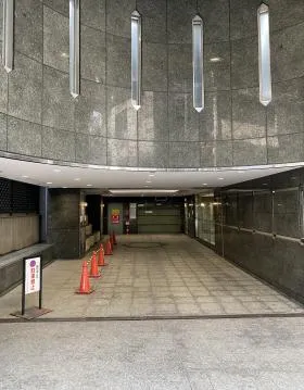 IVYイーストビルの外観