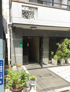 日下部ビルの外観