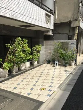 日下部ビルの外観