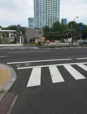 FLEG東麻布の外観