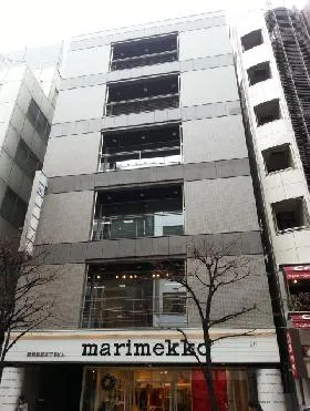 読売銀座三丁目ビルの外観