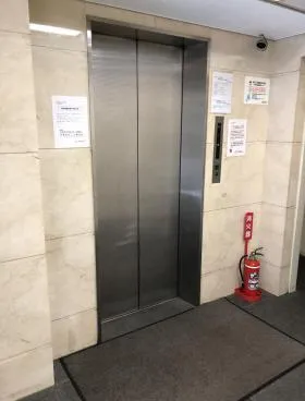 プライム東麻布(旧:イイダビルアネックス東麻布)ビルの外観