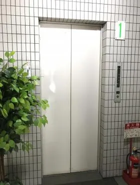 K&N麻布の外観