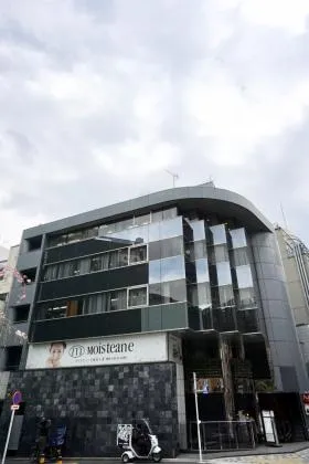 アポリアビルの外観
