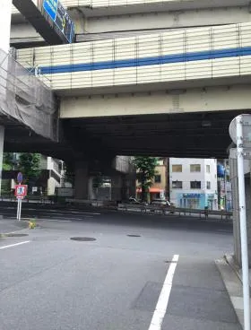 AZABU・IHビルの外観