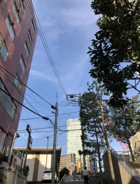 麻布台マンションビルの外観