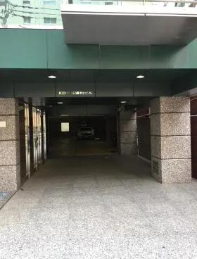 ヒューリック五番町(旧KDX五番町)ビルの外観