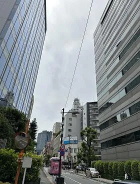ヒューリック五番町(旧KDX五番町)ビルの外観