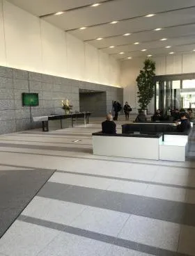 トレードピアお台場の外観