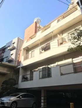 シャトー麻布台ビルの外観