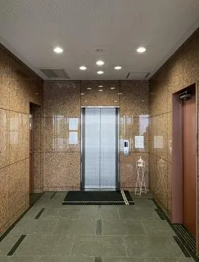 茅場町EKKビルの外観