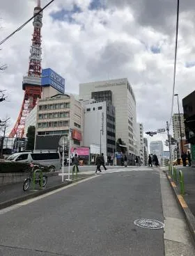 飯倉山雅ビルの外観