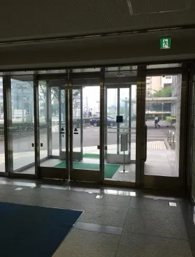 晴海パーク新館ビルの外観