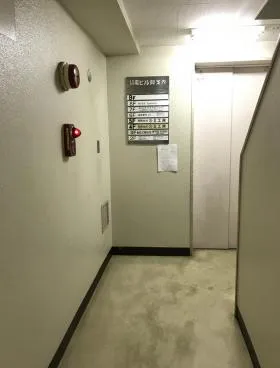 協電ビルの外観