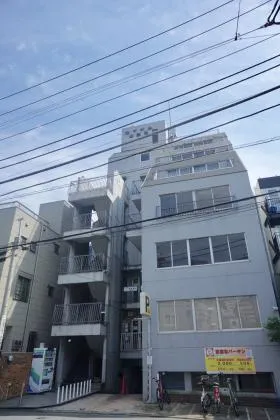 ロイヤル東麻布ビルの外観