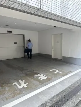 ザイマックス岩本町(旧:友泉岩本町)ビルの外観