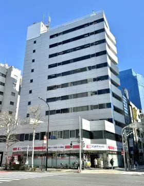 いちご神保町ビルの外観