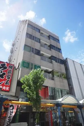 MCMビルの外観