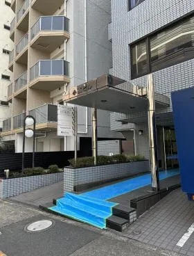小高ビルの外観