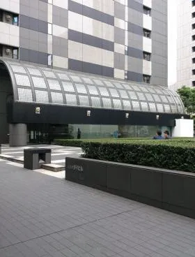日比谷ダイビルの外観