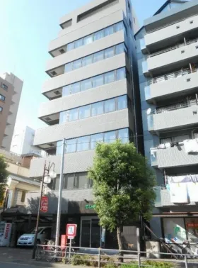 米山ビルの外観