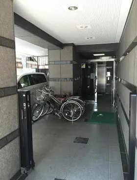 米山ビルの外観