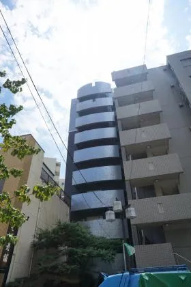 愛知家ビルの外観