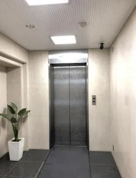 ワイゼムビルの外観