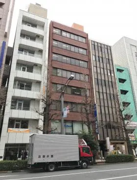上野鈴木ビルの外観