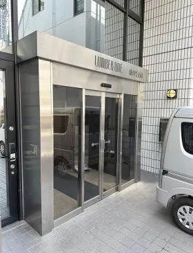 LUMBER ONE 南平台の外観