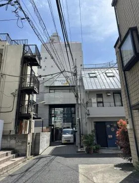 LUMBER ONE 南平台の外観
