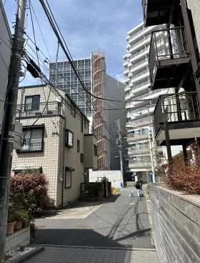 LUMBER ONE 南平台の外観