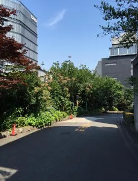 市谷山上ビルの外観