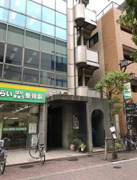 ソメノビルの外観