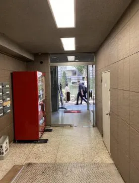 第1丸善ビルの外観