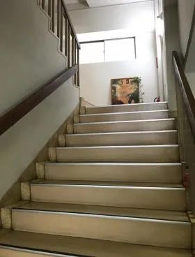 パラガイハイツビルの外観