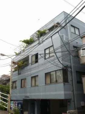 BIT西新宿ビルの外観