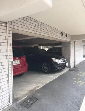 西新宿元木ビルの外観