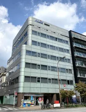 日通商事麻布ビルの外観